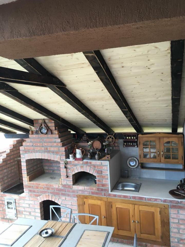 Villa Casa Darius à Novaci-Străini Extérieur photo